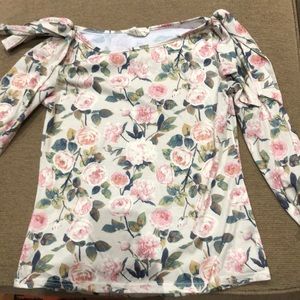 Beautiful Joyfolie floral top